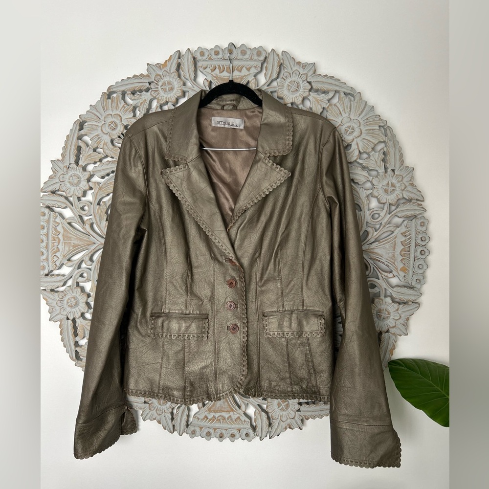 Vintage- Boho Inspired Tan Pearlized Leather Blazer with Notched Lapels